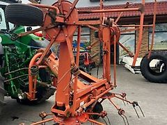 Kverneland Taarup 8055