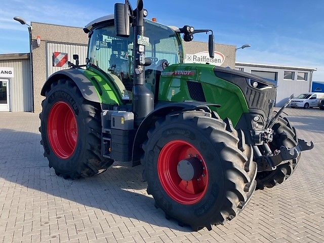 Fendt 724 Vario Gen7 Profi+