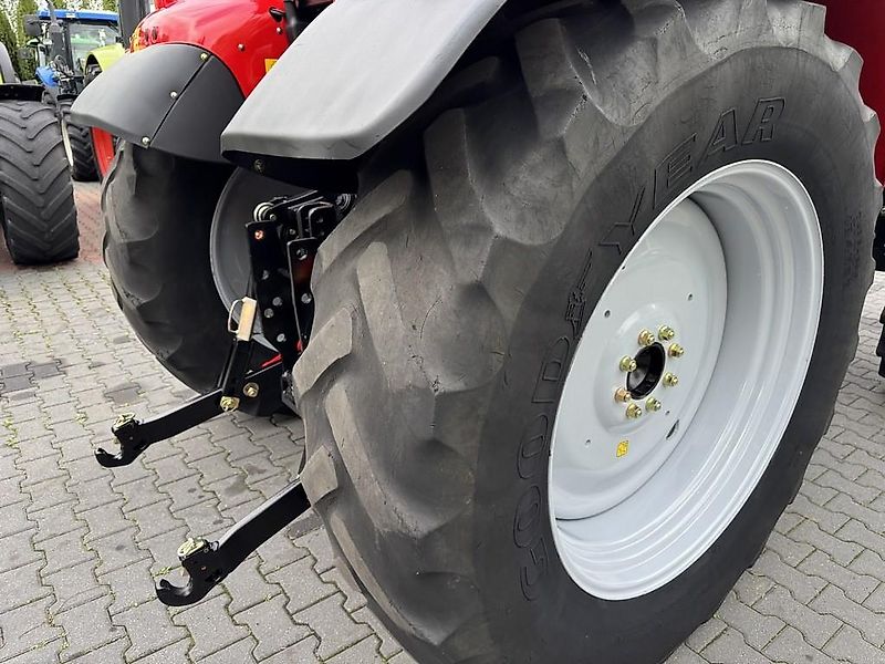 Massey Ferguson 5470 Dyna-4