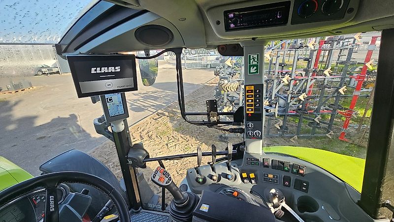 Claas Arion 420 CIS