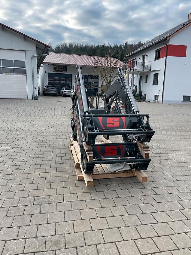 Stoll Frontlader FZ 39-27 Profiline FZ41-25 Solid 38-20 Schwinge