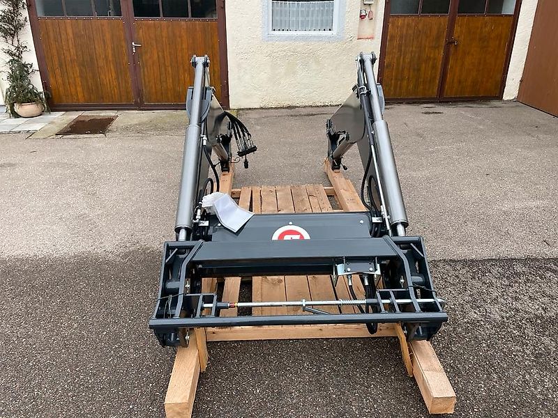 Stoll Frontlader FZ 39-27 Profiline FZ41-25 Solid 38-20 Schwinge