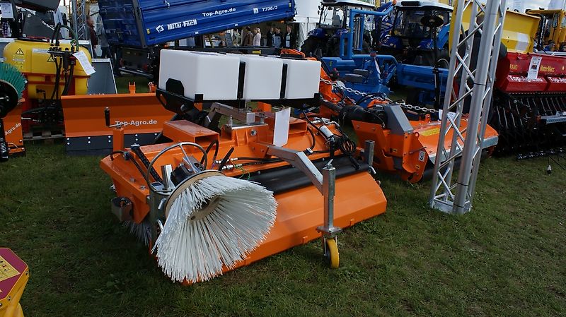 Top-Agro Heavy Duty Professional Kehrmaschine ab 1,60 bis 2,40m PROFESSIONAL SERIE KMP24