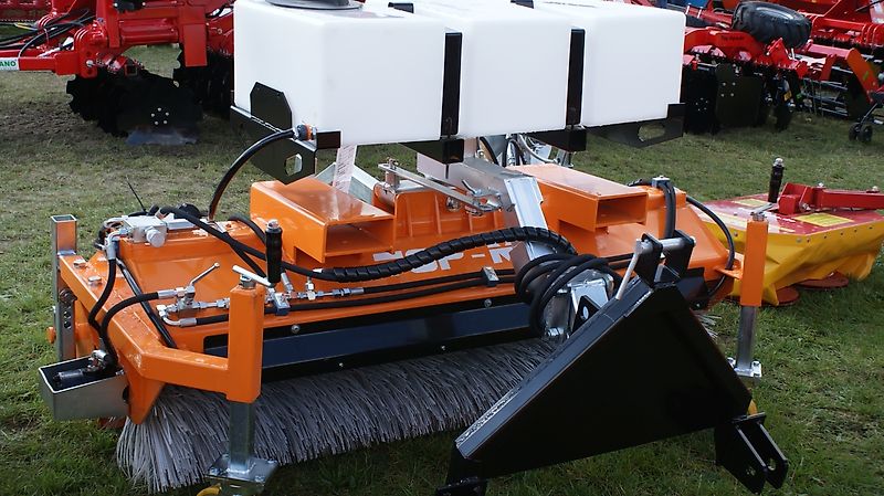 Top-Agro Heavy Duty Professional Kehrmaschine ab 1,60 bis 2,40m PROFESSIONAL SERIE KMP24