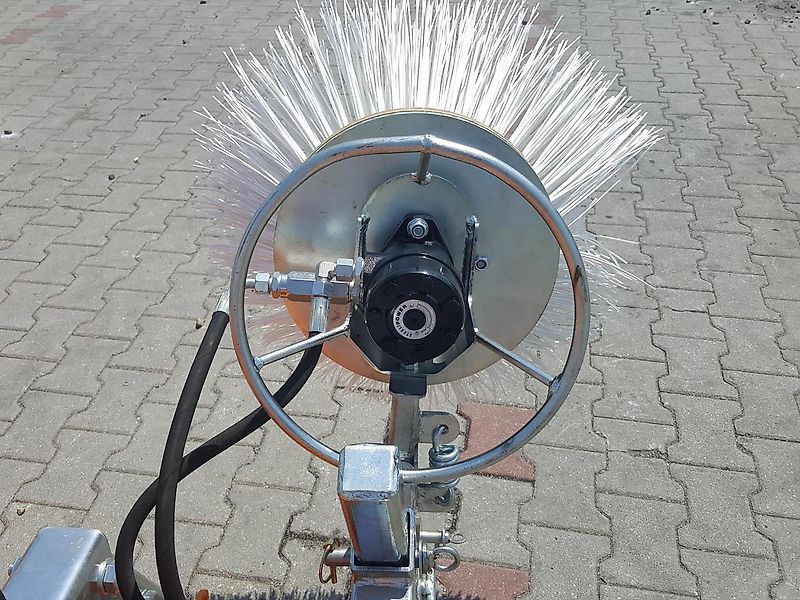 Top-Agro Heavy Duty Professional Kehrmaschine ab 1,60 bis 2,40m PROFESSIONAL SERIE KMP24