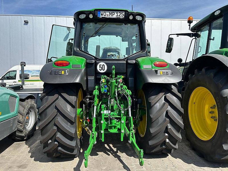 John Deere 6M 125 verfügbar ab 02/2026