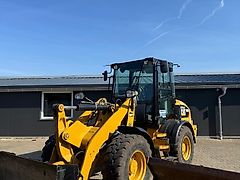 Caterpillar 908M