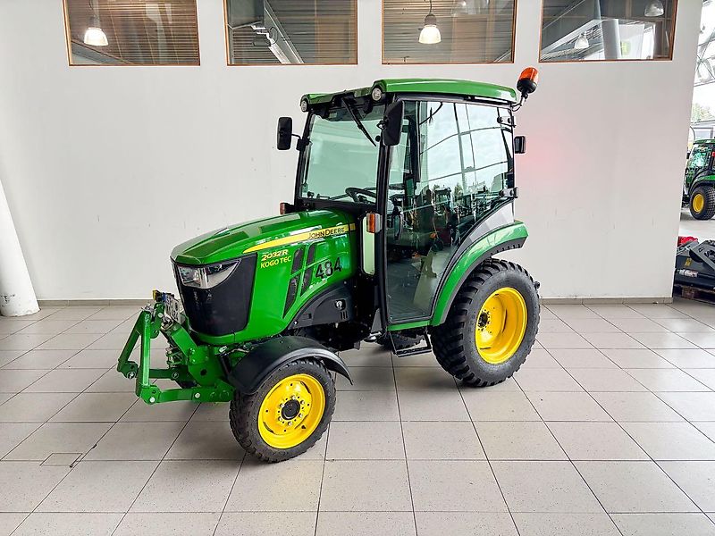 John Deere 2032R