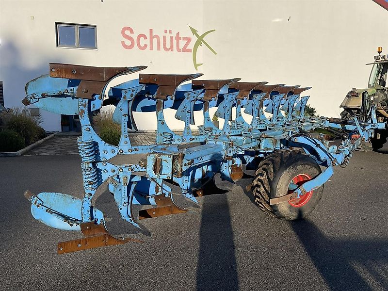 Lemken Vari Diamant 7-Schar Lemken Pflug mit Packerarm