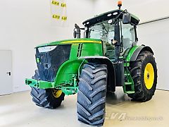 John Deere 7230R