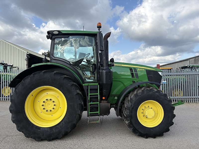 John Deere 6250R