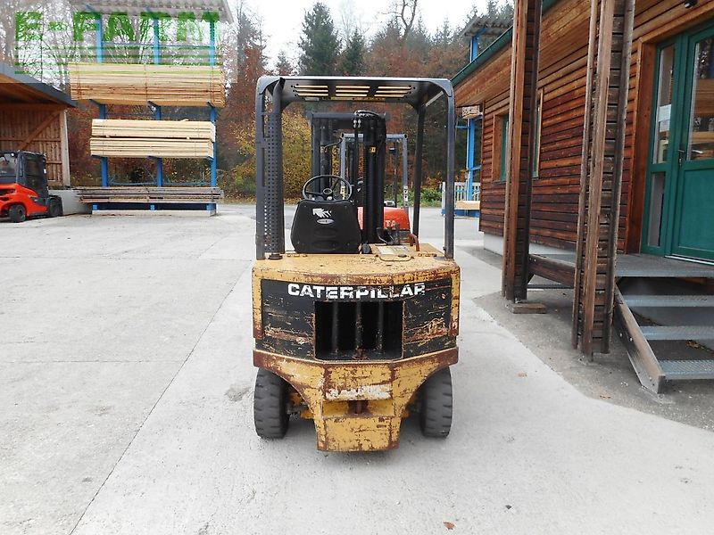 Caterpillar v35d mit triplexfreihubmast + seitenschieber