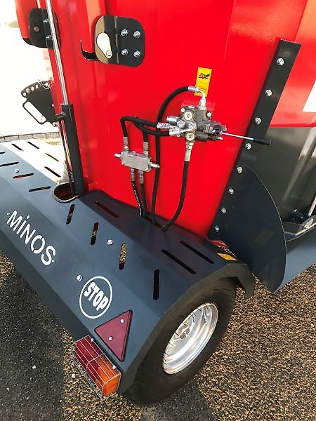 MD MA Futtermischwagen DYKM- 2K