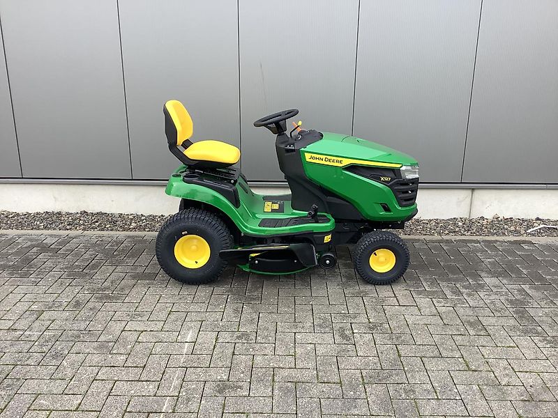 John Deere X127