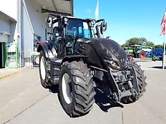 Valtra Q265