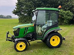 John Deere 2032R #30306