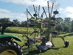 Claas Claas Claas Liner 780 Doppelschwader Mittelschwader Zwei Kreiselschwader 11 Armiger Doppelschwader Quadrofahrwerk für exakte Schwaden Kein gebrauchter Krone pöttinger Fendt Fella Niemeyer Lely Doppelschwader bzw Mittelschwader