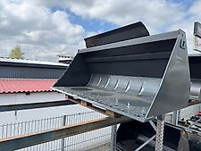 Alö Schwergutschaufel SM + 200 inkl. geschraubten Haken und Überlaufschutz