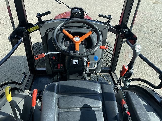 Knegt 404 4WD 40 PK met cabine - fronthef BJ 2024 70 uur