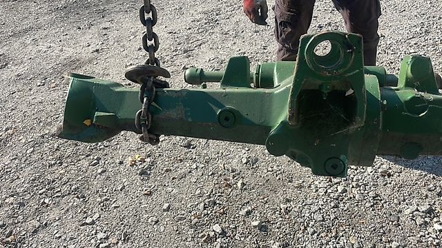 John Deere obudowa mostu ZF 4475406146 D (Części zamienne)