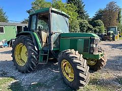 John Deere Breaking for spares John Deere 6400