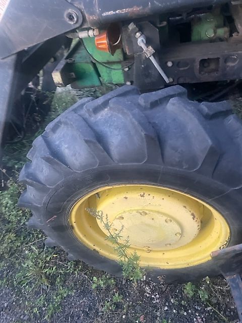 John Deere 4430 (Części zamienne)