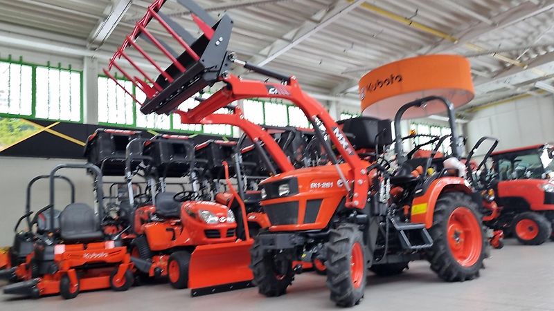 Kubota EK1-221