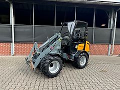 Giant V452T HD