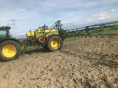 John Deere 624
