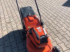 Husqvarna Akku Rasenmäher LC 551iV mit Akkupack