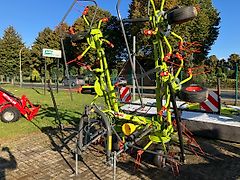 Claas Volto 65