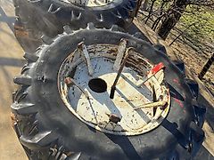 Fendt Traktor Zwillingsräder 14.9 R28