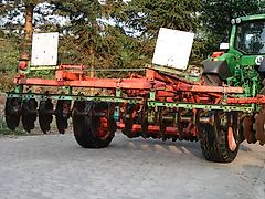 Kverneland 300