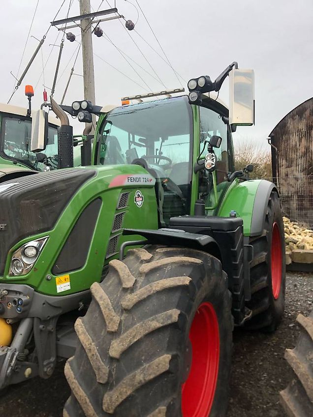 Fendt 724 Vario Profi Plus