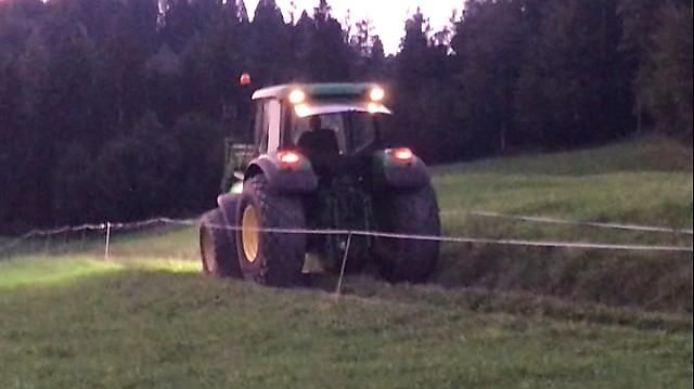 John Deere 6220 mit orig. JD Frontlader und Kommunal(Rasen)bereifung (6320, 6420) KLIMA PQ+ 5DW