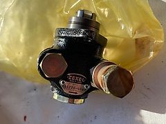 Caterpillar Fuelpump / Kraftstoffpumpe,N6835