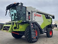 Claas TRION 650