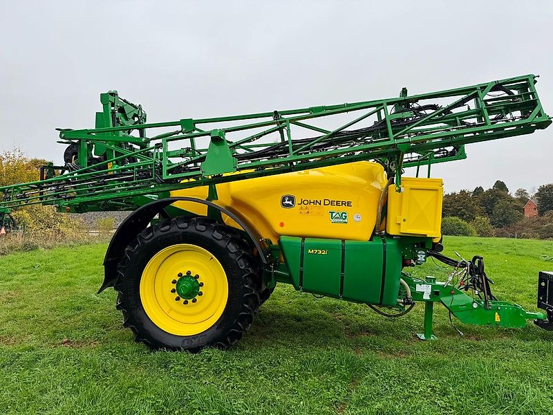 John Deere M732i