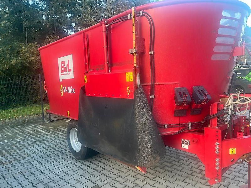 Futtermischwagen BVL V-MiX 15N2S