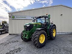 John Deere 6R215