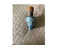 John Deere Trans Oil Pressure Sensor Control Block Park (used) - John Deere 5M,5020,6M,6R,6000,7R,7000,8R,8000,9R,9000