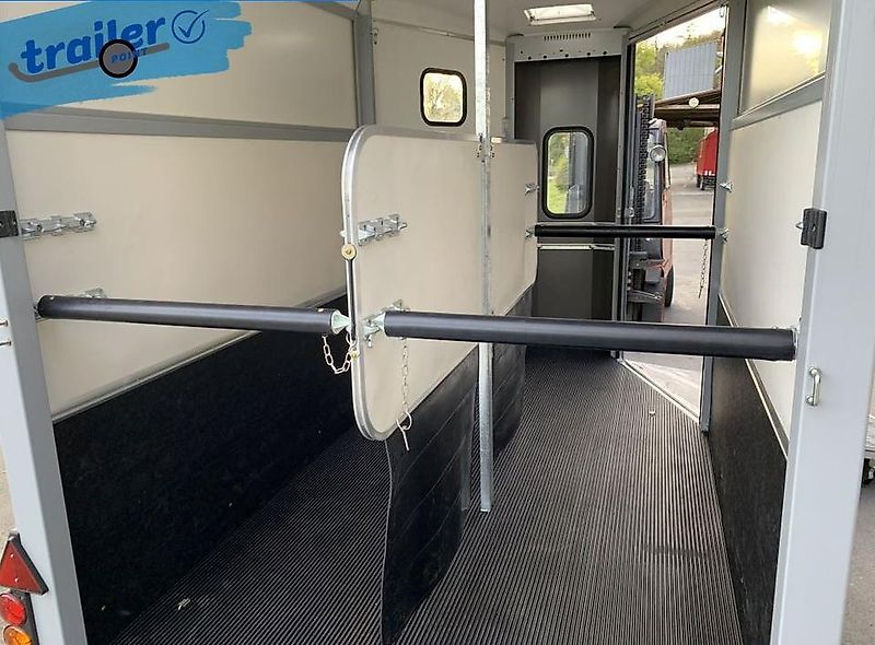 Ifor Williams Pferdeanhänger XL - HB511