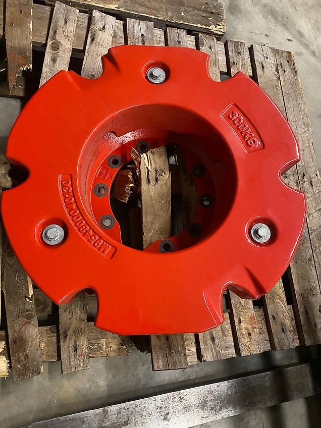 Fendt Radgewichte original Fendt 2 x 300 kg mit 10 Loch Anbauplatten Fendt 700 800 900