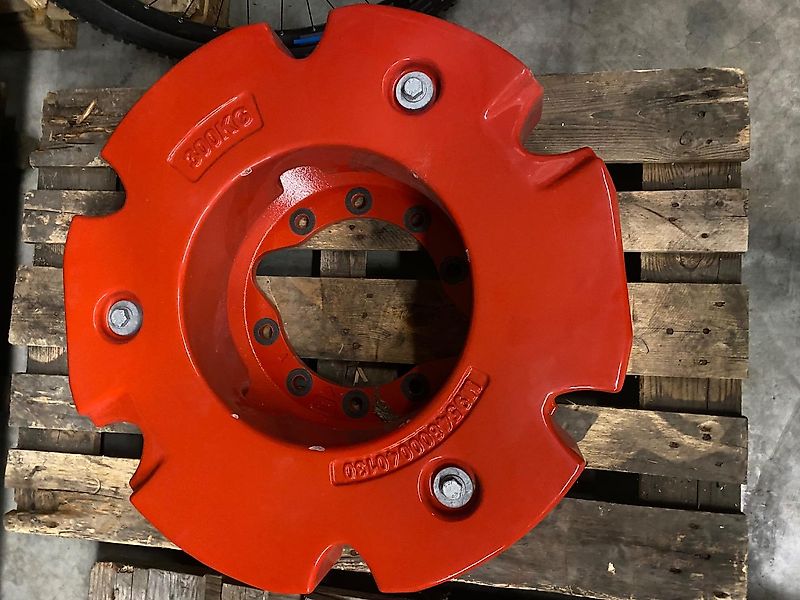 Fendt Radgewichte original Fendt 2 x 300 kg mit 10 Loch Anbauplatten Fendt 700 800 900