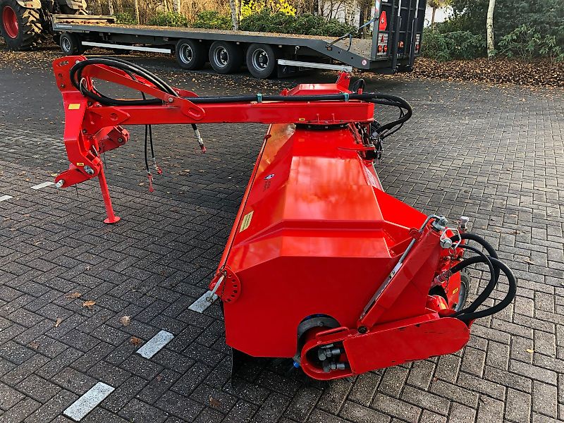 Dücker SFK 4500 veegmachine