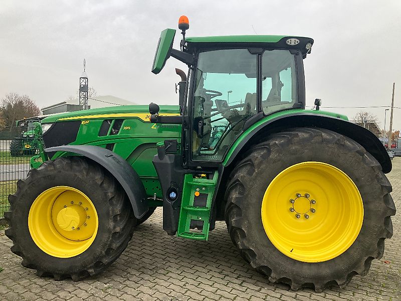 John Deere 6R185