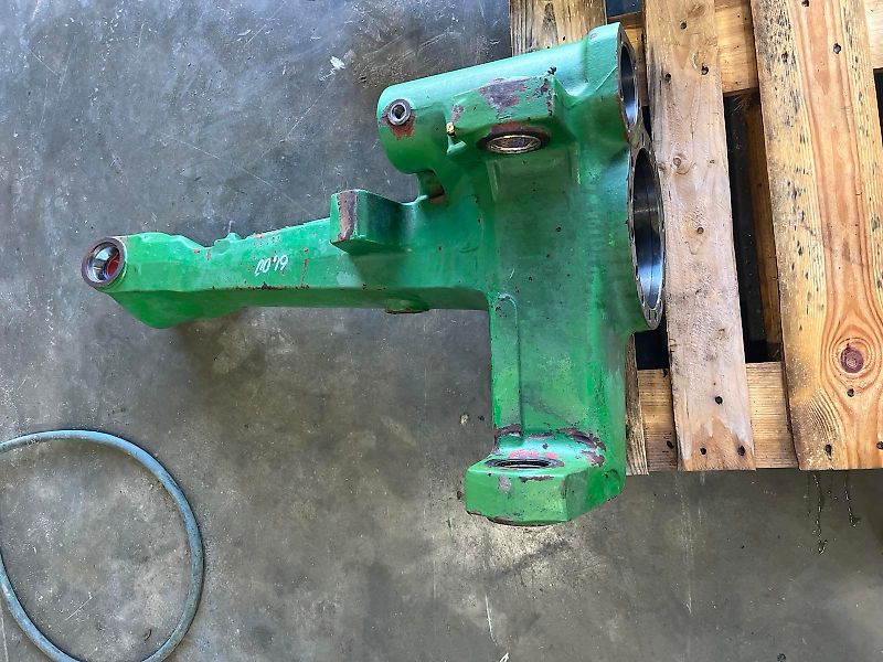 John Deere Front Axle housing (used) - John Deere 6000, 6506
