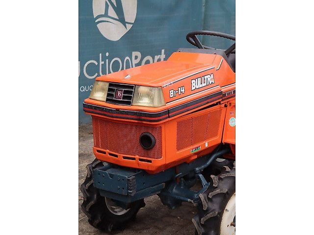 Kubota B1-14 Bulltra