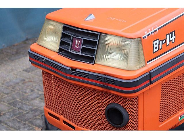 Kubota B1-14 Bulltra