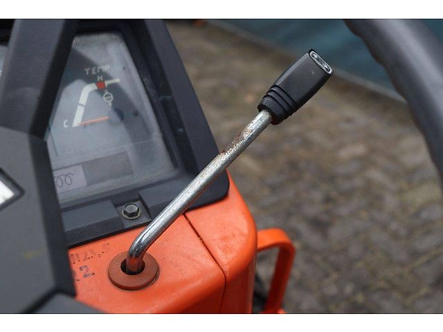 Kubota B1-14 Bulltra